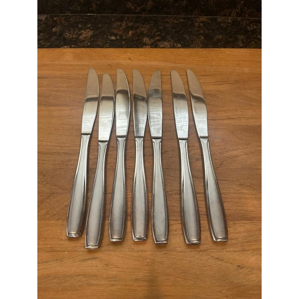 Oneida Satin Bristol / Everdale - 38-Piece Flatware Set